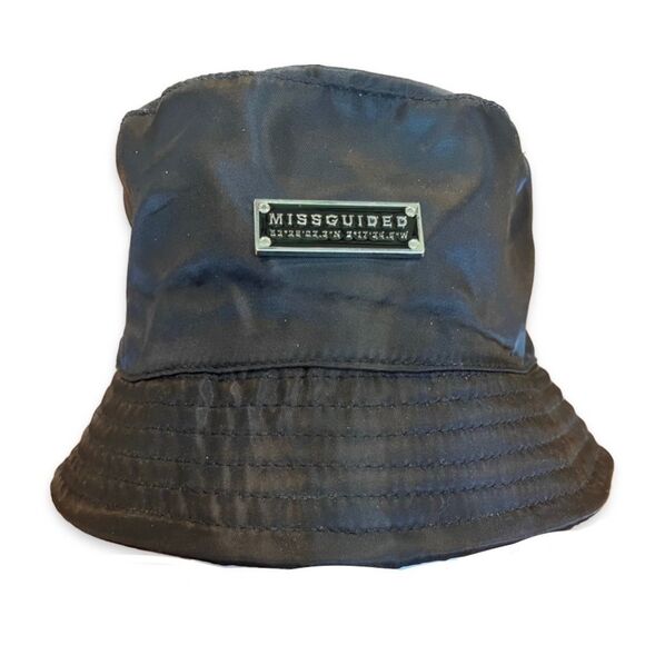 Missguided Sleek Black Bucket Hat 90s Style NWT One Size - Picture 1 of 3